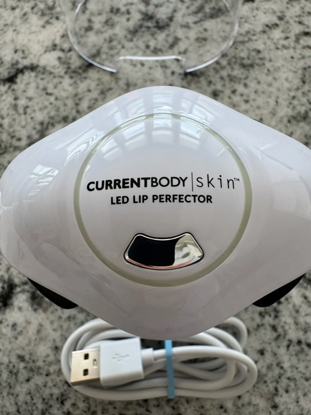 CURRENTBODY Skin LED Lip Perfector with Carry Pouch - White - Picture 3 of 5
